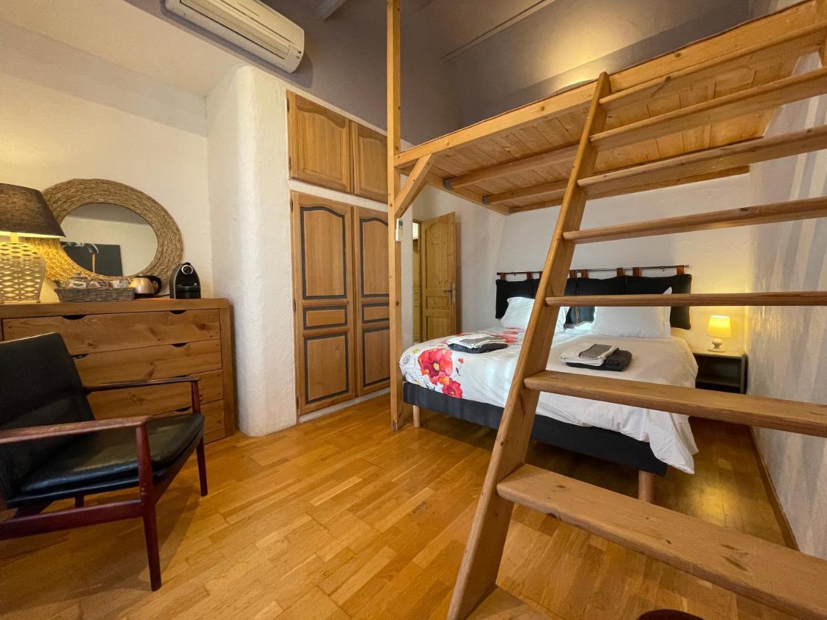 Bed and Breakfast Le Calme De La Garrigue Russan Экстерьер фото