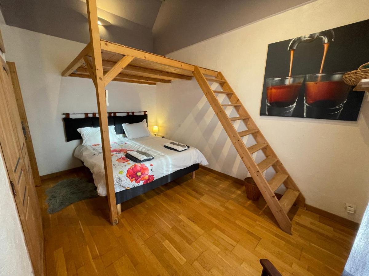 Bed and Breakfast Le Calme De La Garrigue Russan Экстерьер фото