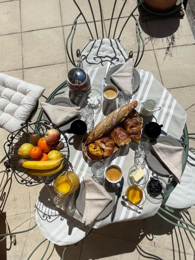Bed and Breakfast Le Calme De La Garrigue Russan Экстерьер фото